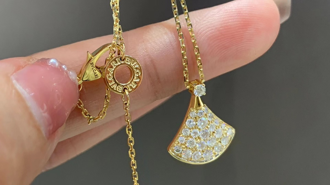Bvlgari 客订宝格丽