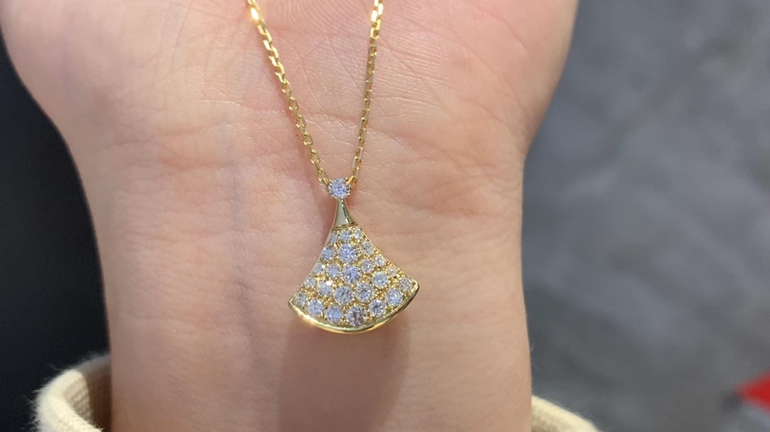 Bvlgari 客订宝格丽