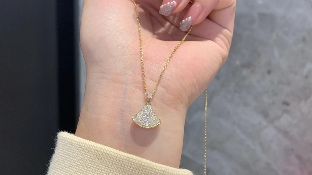 Bvlgari 客订宝格丽