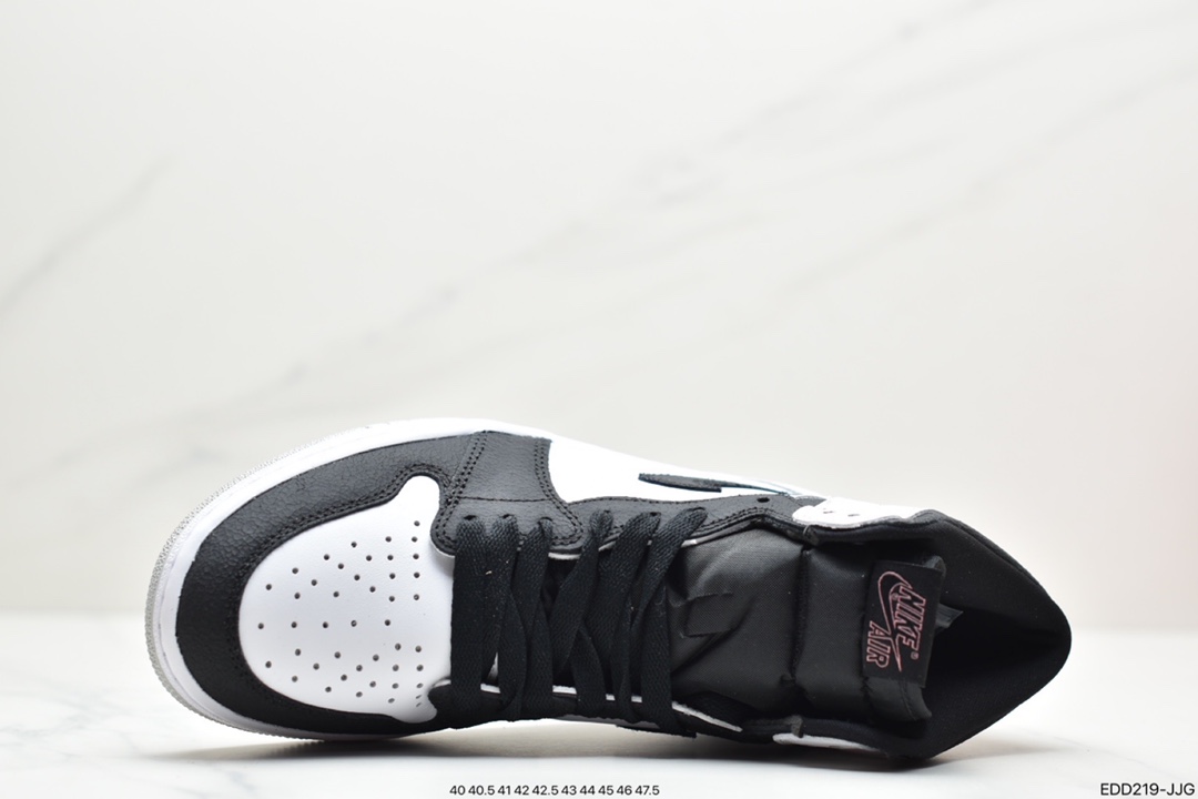 340 公司级Air Jordan 1 ” Stage Haze ” AJ1乔1 黑灰脚趾 男子文化篮球鞋 555088-108