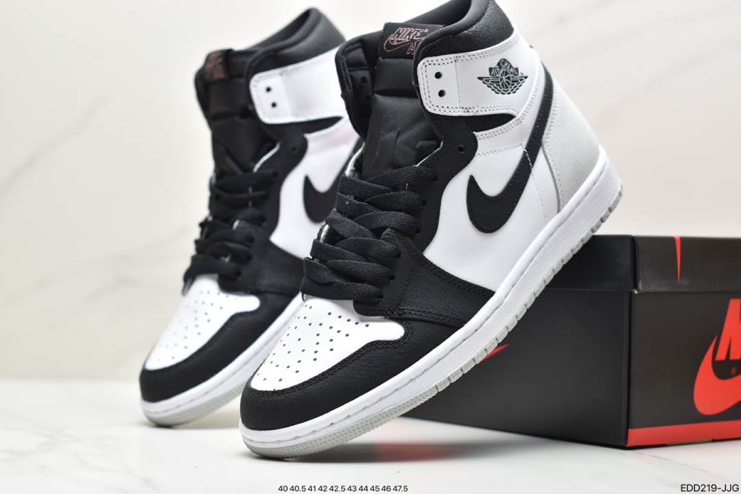 340 公司级Air Jordan 1 ” Stage Haze ” AJ1乔1 黑灰脚趾 男子文化篮球鞋 555088-108
