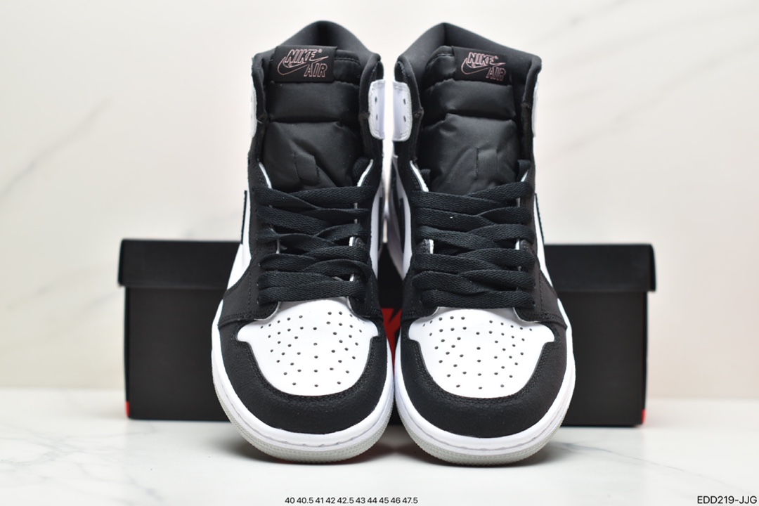 340 公司级Air Jordan 1 ” Stage Haze ” AJ1乔1 黑灰脚趾 男子文化篮球鞋 555088-108