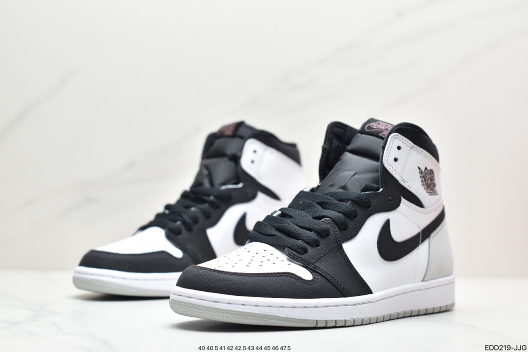340 公司级Air Jordan 1 ” Stage Haze ” AJ1乔1 黑灰脚趾 男子文化篮球鞋 555088-108