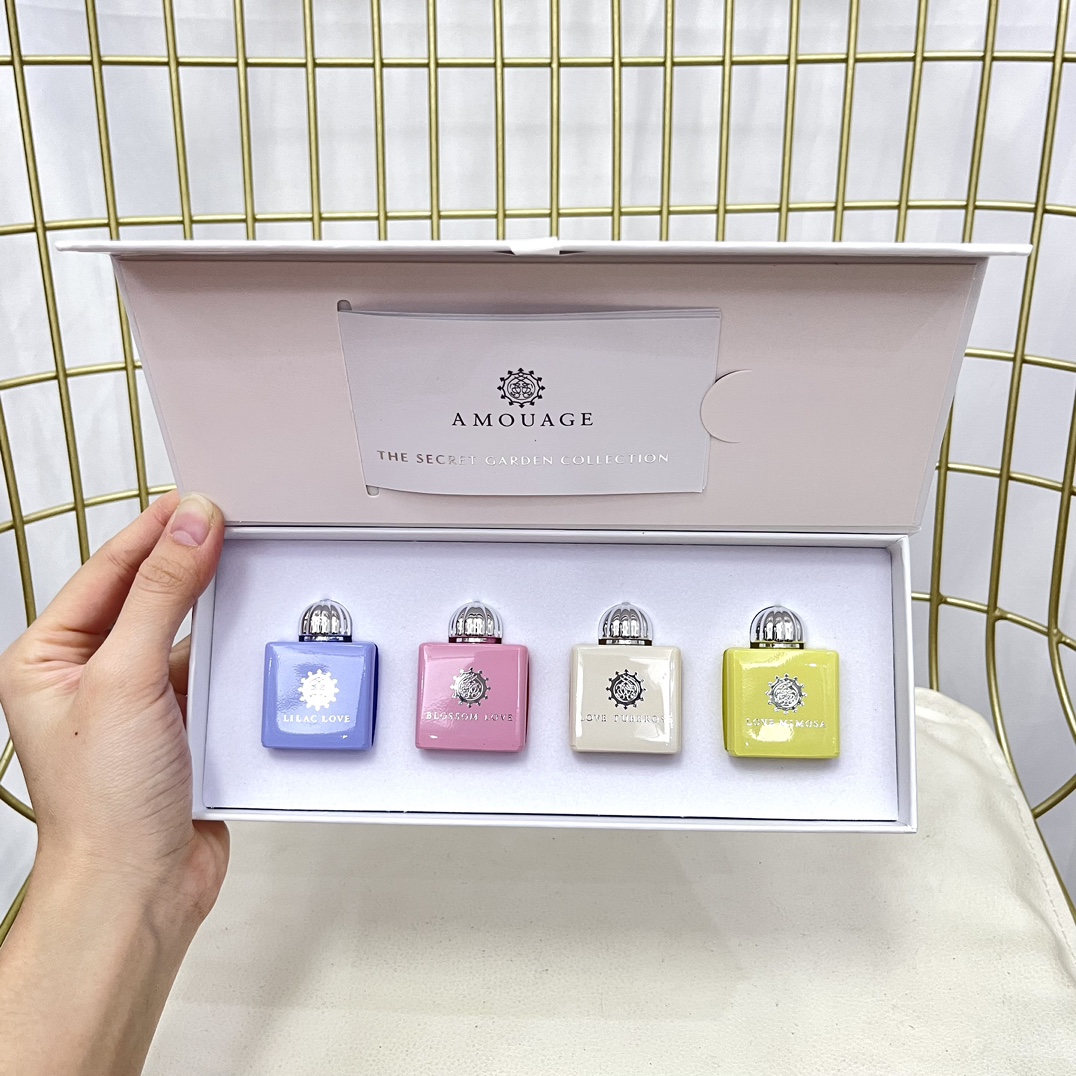 Amouage Perfume Sample Set - 4 x 7.5ml - Discover Luxury Fragrances 3 i1642294667 4142 2