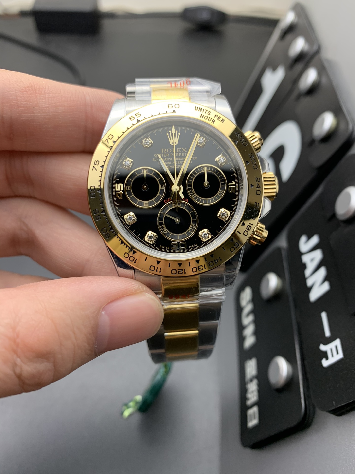 Rolex 间金迪通拿