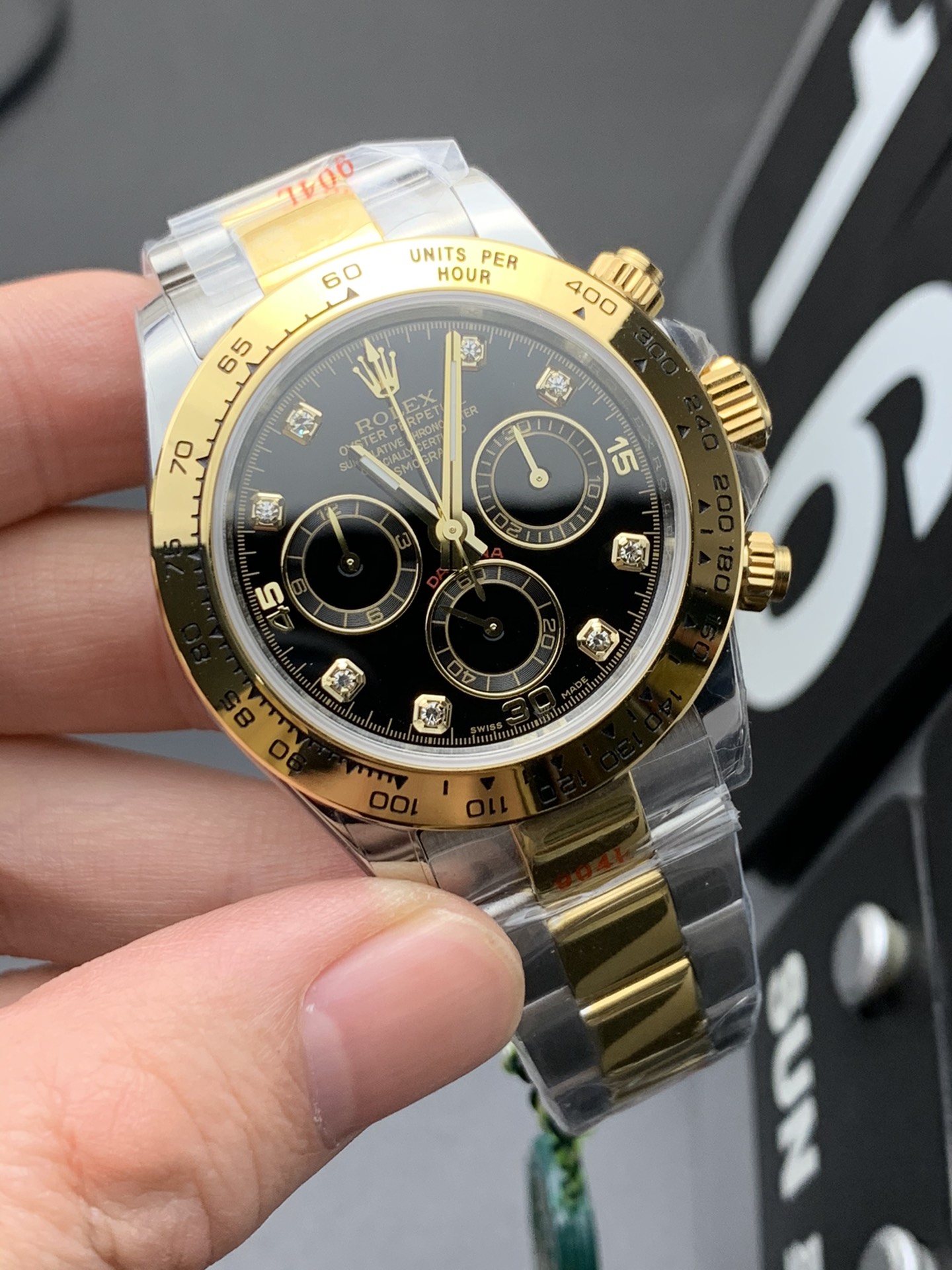 Rolex 间金迪通拿