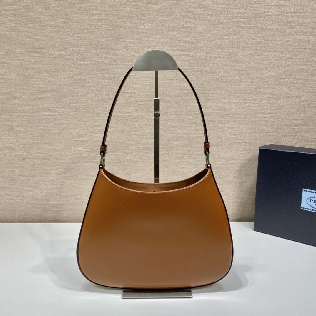 PRADA普拉达中古款腋下包1BC499