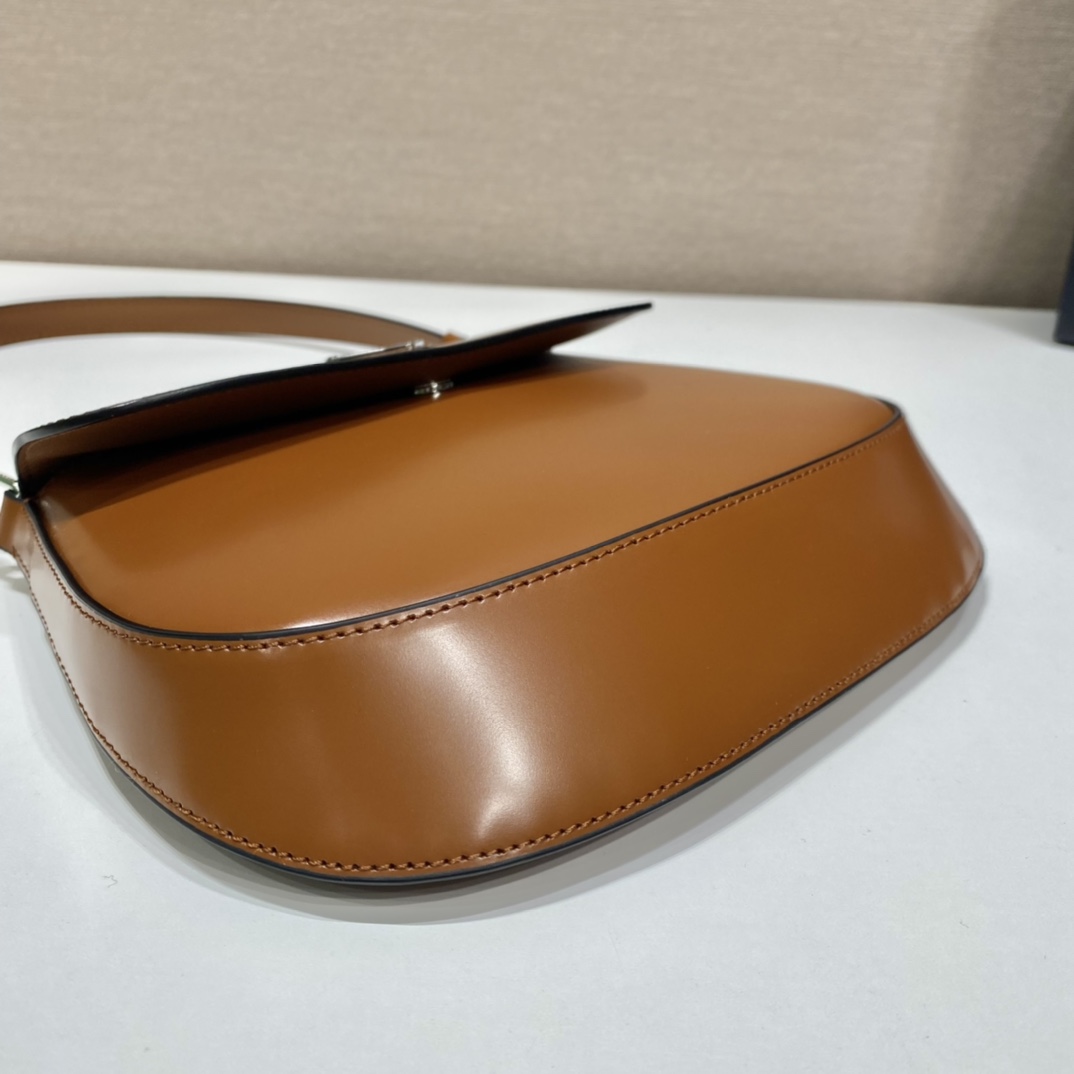 PRADA普拉达2022新色中古腋下包1BD311