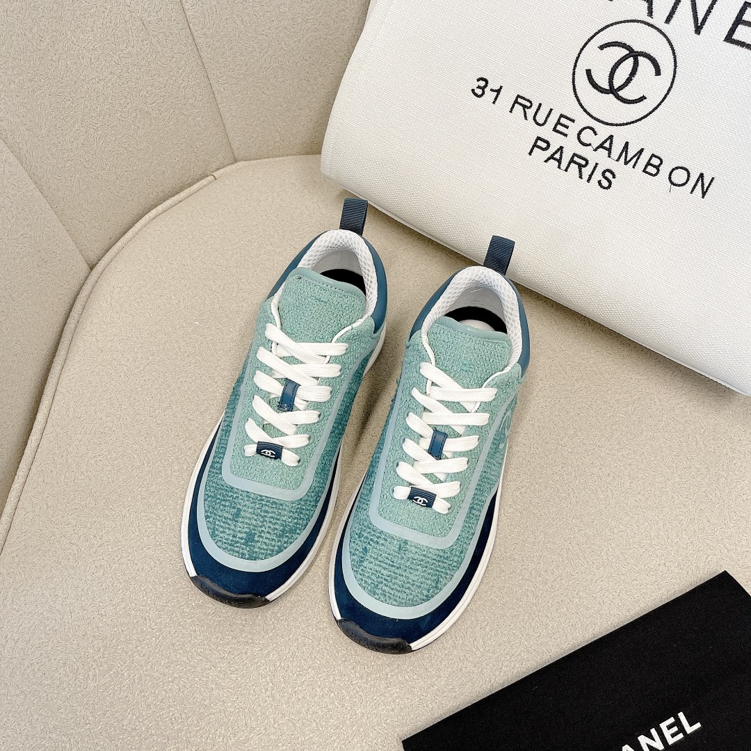 CHANEL スニーカー カジュアルシューズ 公式サイト同時発売 カジュアルスポーツスタイル ベロアカーフ