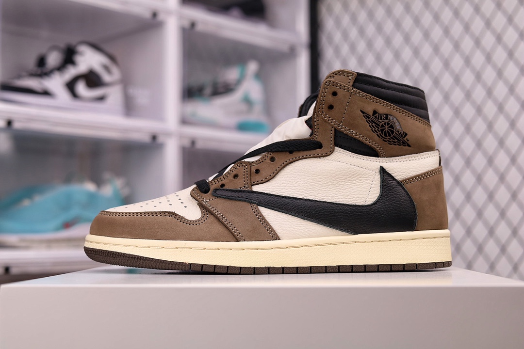 H0 大次 全头层 Travis Scott x Air Jordan 1 Retro High OG “Cuctus Jack” AJ1乔1 反向钩倒钩 CD4487- F5 原鞋原楦原纸板开发 鞋面采用 Prime Asia 原厂纳帕皮料和台湾三本久原厂皮料 百分百一致原鞋 内测字体3M 精准对位、反光效果同步官方 飞翼3D高频深度立体 后跟人头原档数据定位 原厂鞋盒原厂防尘试脚纸