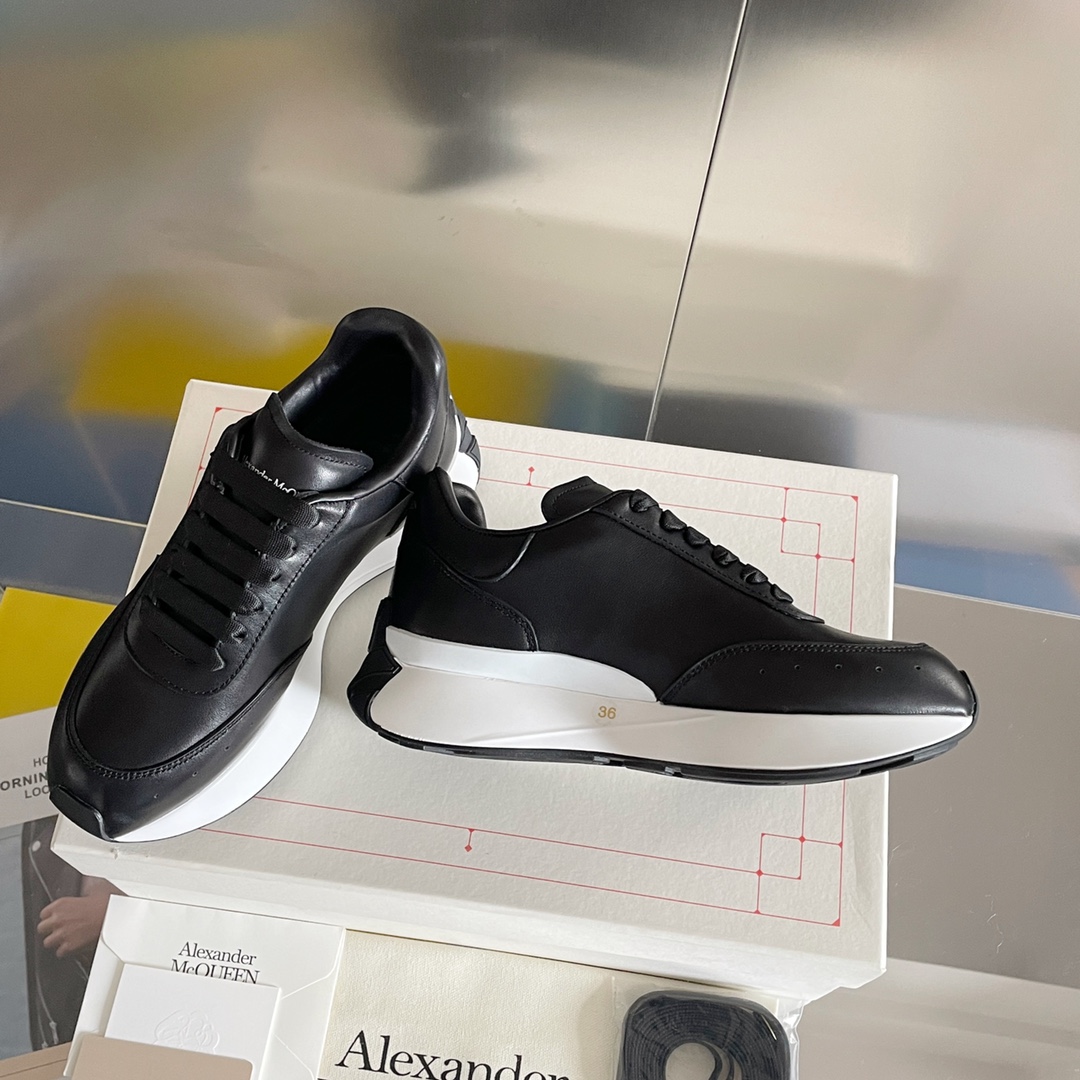 ALEXANDERMCQUEEN/亚历山大麦昆SprintRunner系列情侣款休闲运动鞋小白鞋老爹鞋原