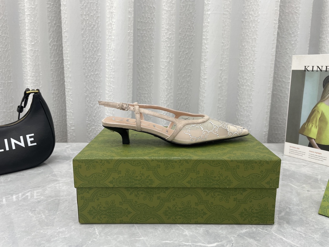 Newest GuCC*I2022ss Net Drills Sandals: Stylish Italian Bottom, Custom Sheep Skin, Various Colors - 图片 5