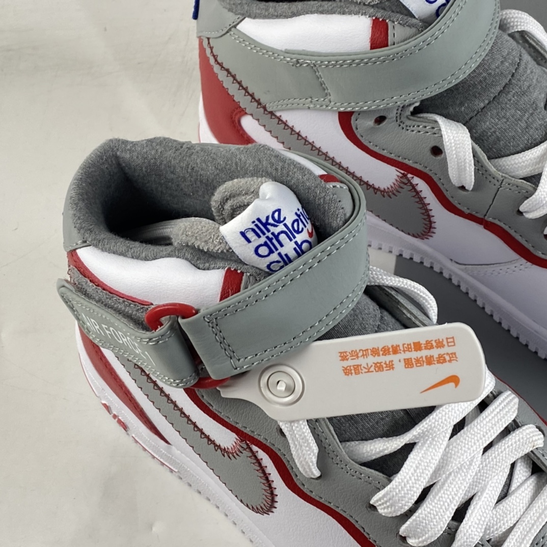 P240 NIKE Air Force 1’07 QS 运动板鞋灰白红 DH7451-100