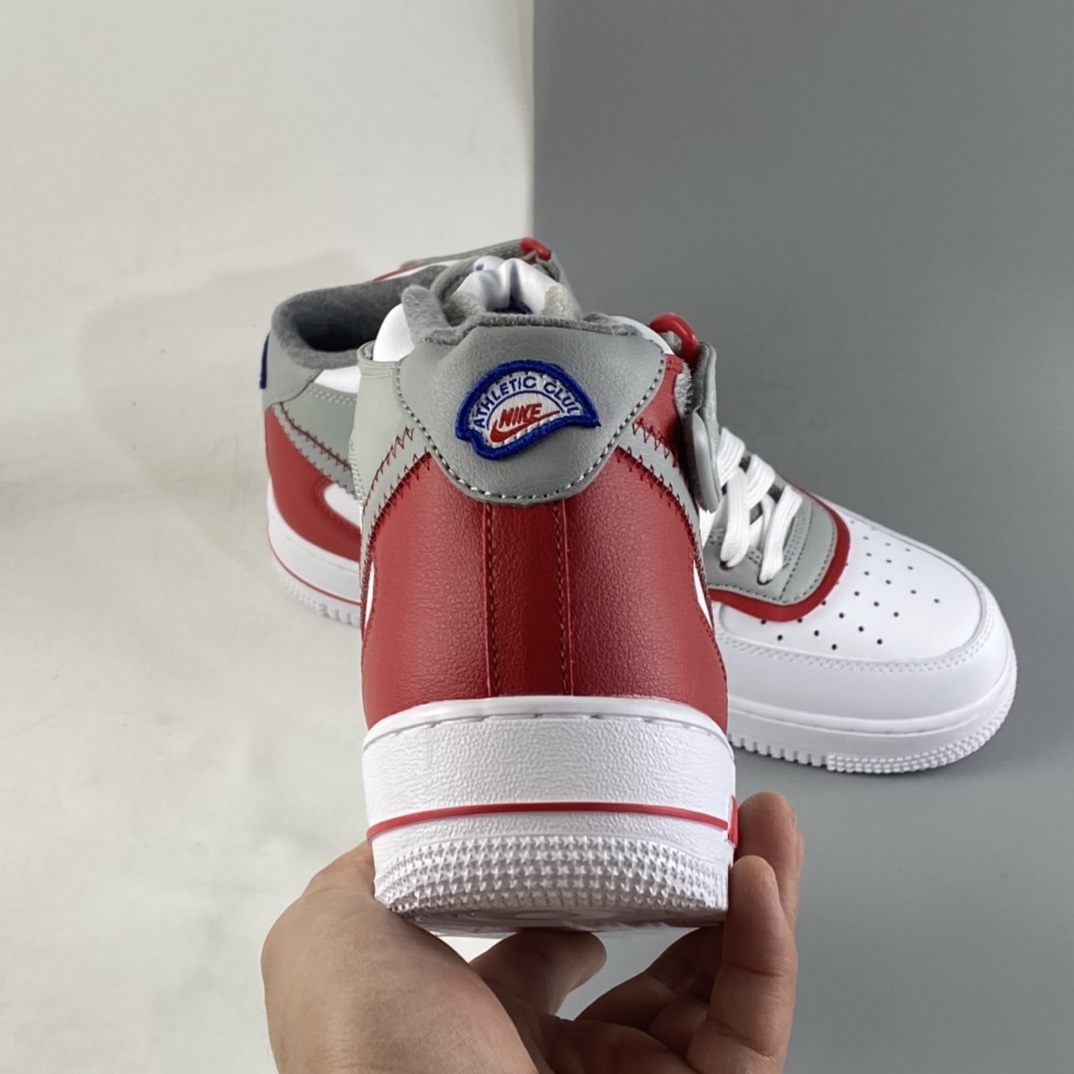 P240 NIKE Air Force 1’07 QS 运动板鞋灰白红 DH7451-100