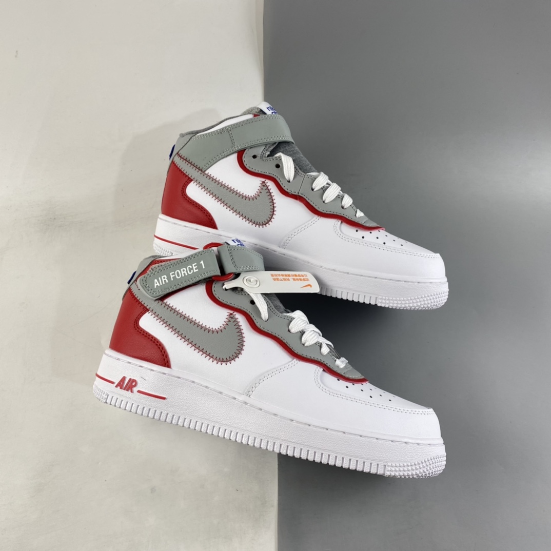 P240 NIKE Air Force 1’07 QS 运动板鞋灰白红 DH7451-100
