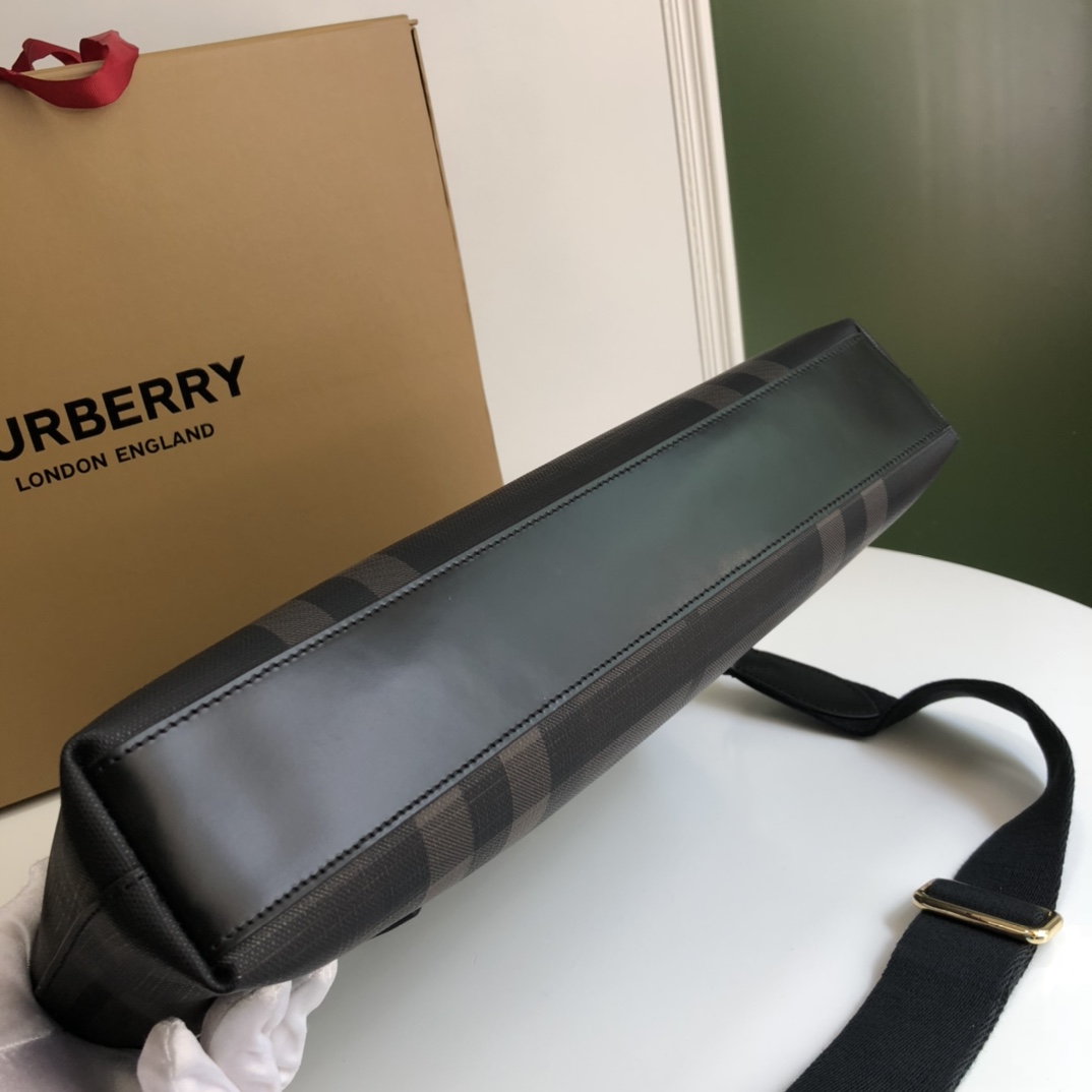 Burberry Ainsworth London Check Briefcase Charcoal Check 37x27x5cm briefcase photo 4
