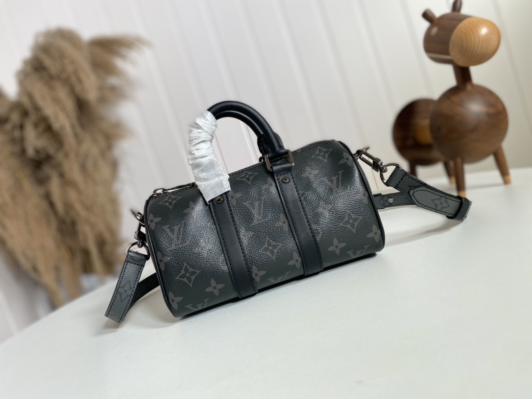 Louis Vuitton LV Keepall Handbags Travel Bags Monogram Eclipse Canvas M45947