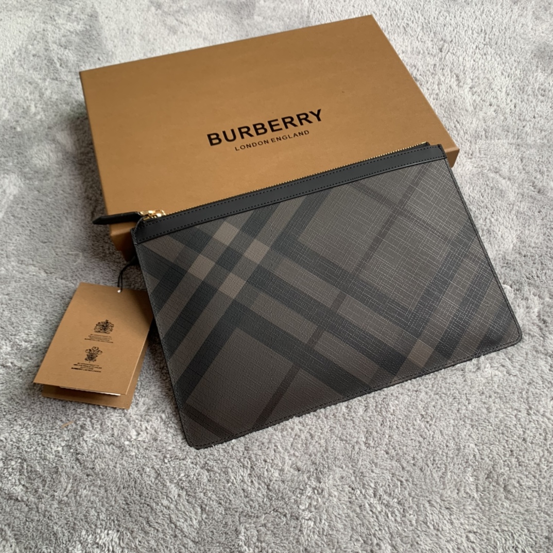 Burberry Charcoal check 30 x 20 everyday