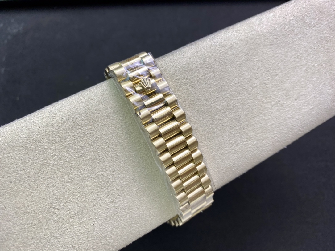 SK厂 劳力士Rolex 双历 星期日志型シリーズ 40mmの高級腕時計