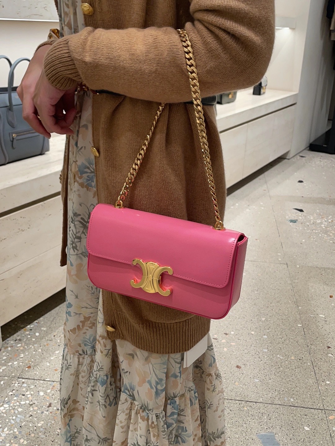 CELINE CHAIN SHOULDER 20.5CM BAG 197993粉红色