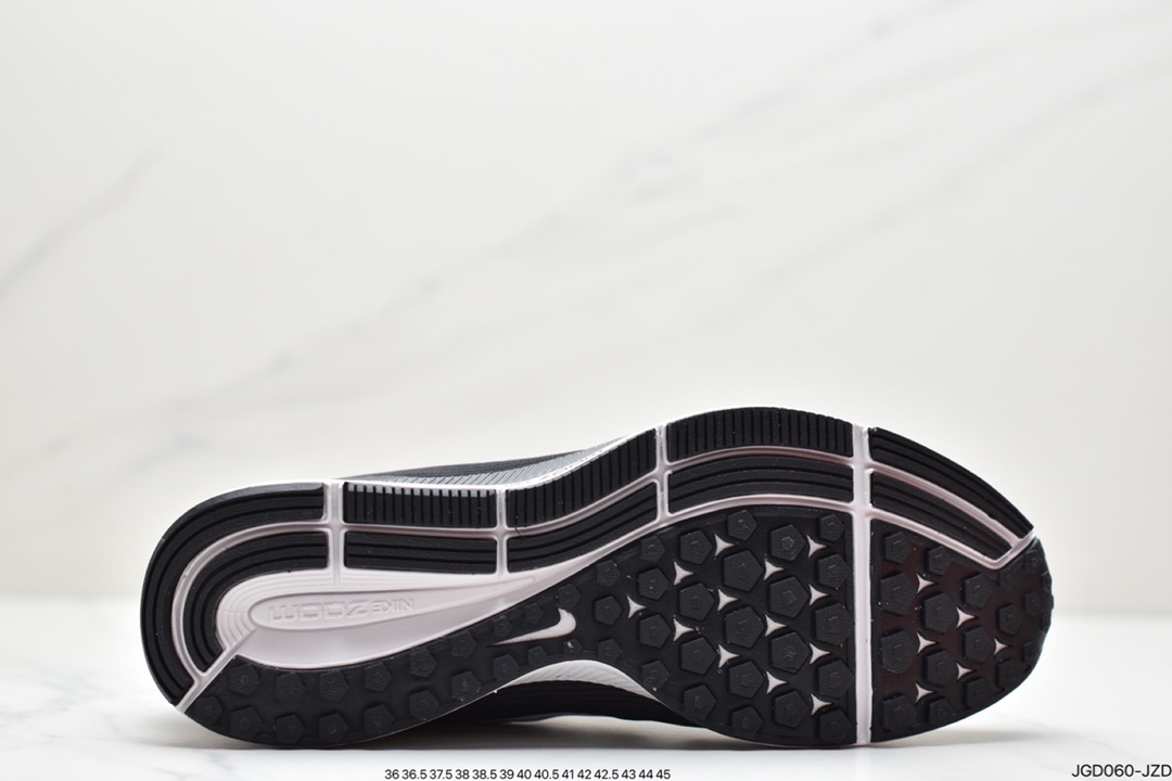 180 公司级登月Zoom Pegasus 34代跑鞋 黑白配色880555-001