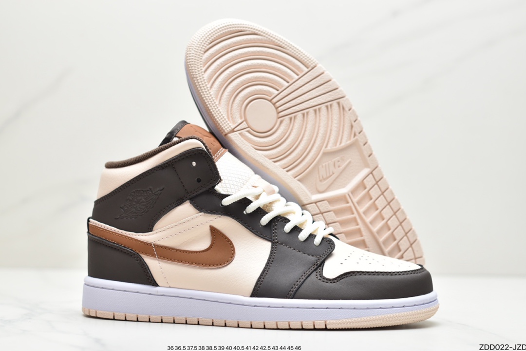 230 公司级这款 Air Jordan 1 Mid 采用适合秋季的棕色和米色DO6699-200