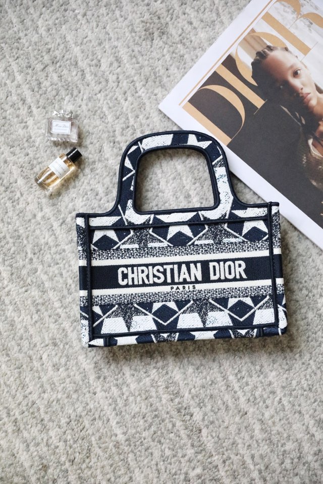 Dior Book Tote Replicas
 Handbags Tote Bags 2023 Luxury Blue Embroidery