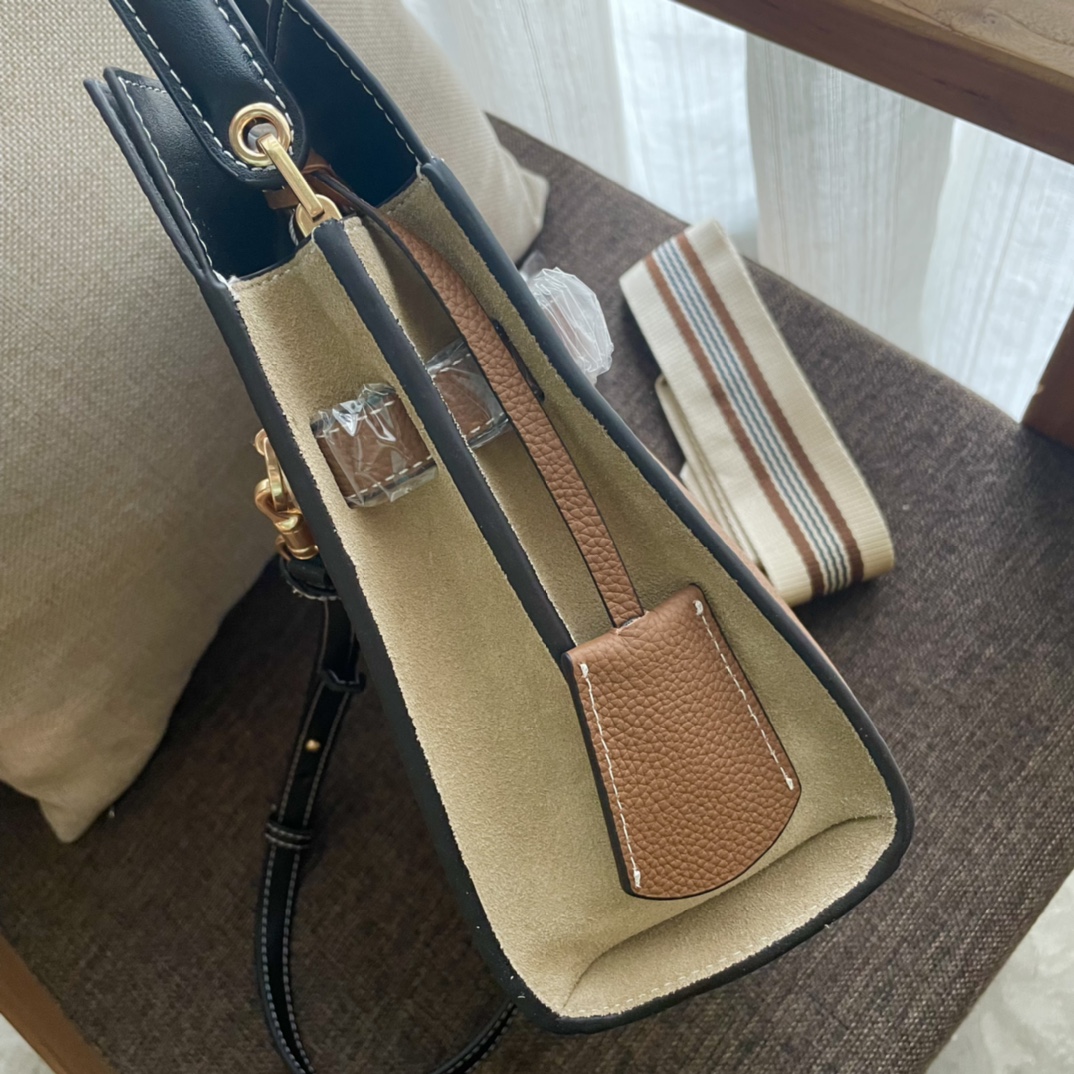 Tory Burch ～ BURCH 汤丽柏琦 Lee Radziwill 多层手袋 柔和解构的造型结合多层材质