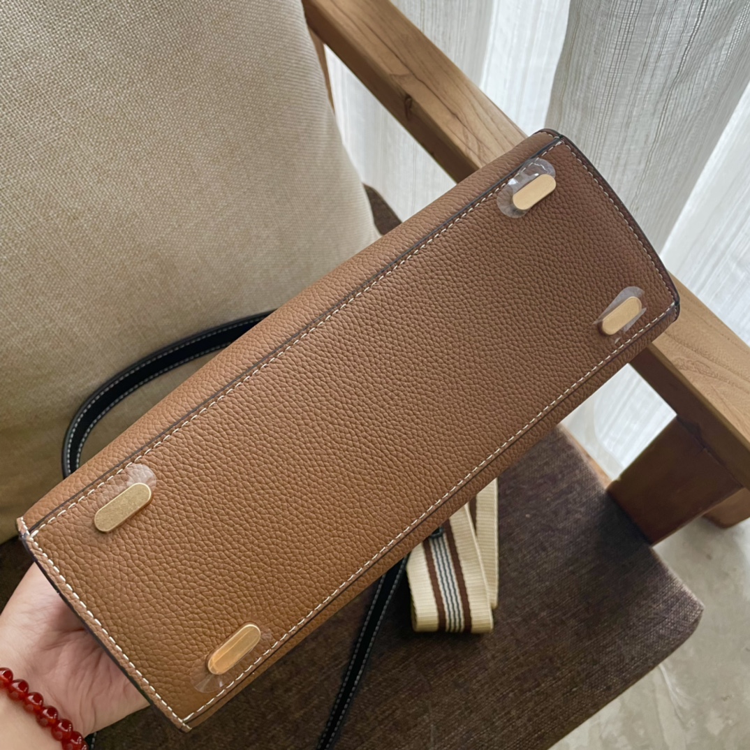 Tory Burch ～ BURCH 汤丽柏琦 Lee Radziwill 多层手袋 柔和解构的造型结合多层材质
