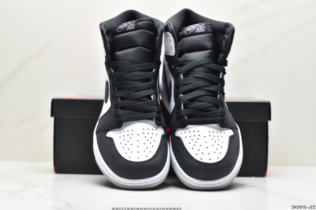 270 公司级Air Jordan 1 ” Stage Haze ” AJ1乔1 黑灰脚趾 男子文化篮球鞋 555088-108