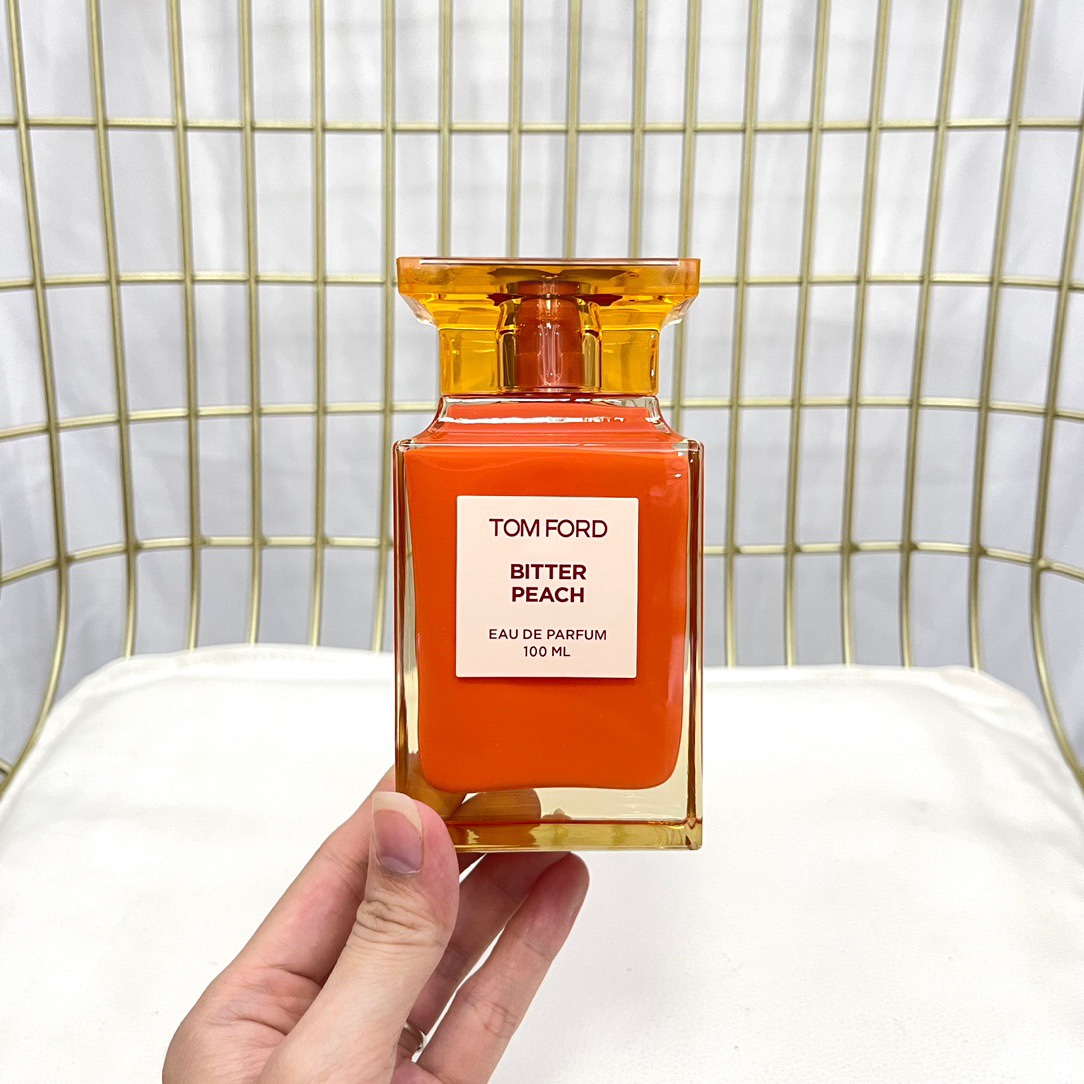 Tom Ford Bitter Peach Eau de Parfum - 3.4 fl oz/100 ml 3 i1642821933 6613 2