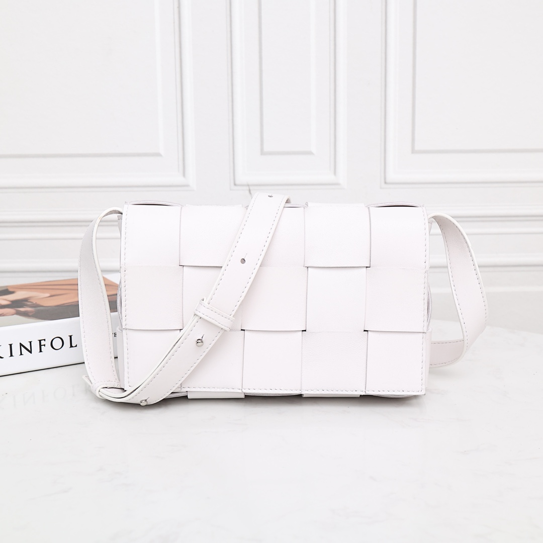 Lambskin Woven Tofu Bag Shoulder Crossbody