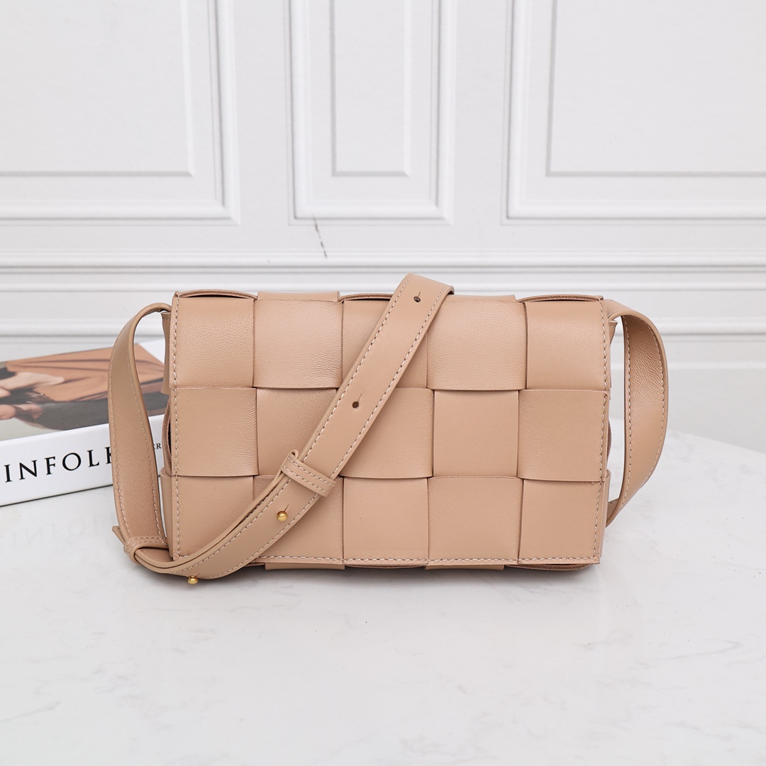 Lambskin Woven Tofu Bag Shoulder Crossbody