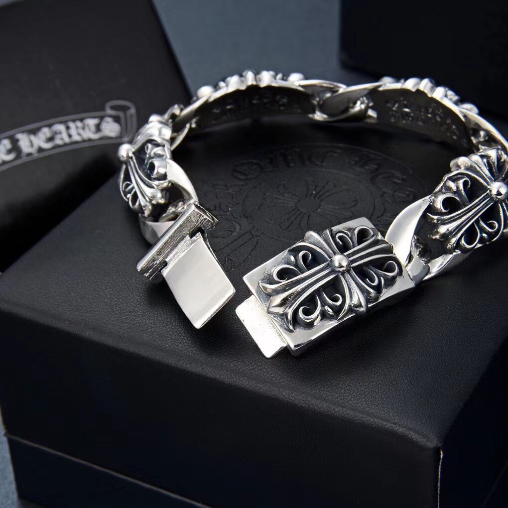 NO:105271,Chrome hearts Crow Hearts Fashionable Crusaders Men's and Women's Bracelets, 20 cm long, 22 cm weighing about 83 grams, jewelry quality, chrome hearts, chrome hearts, bracelet19860909Chrome hearts 克罗心潮牌十字军花 男女手链,长20,22厘米重约83克,饰品精品,chrome hearts,chrome hearts,bracelet,Jewelry