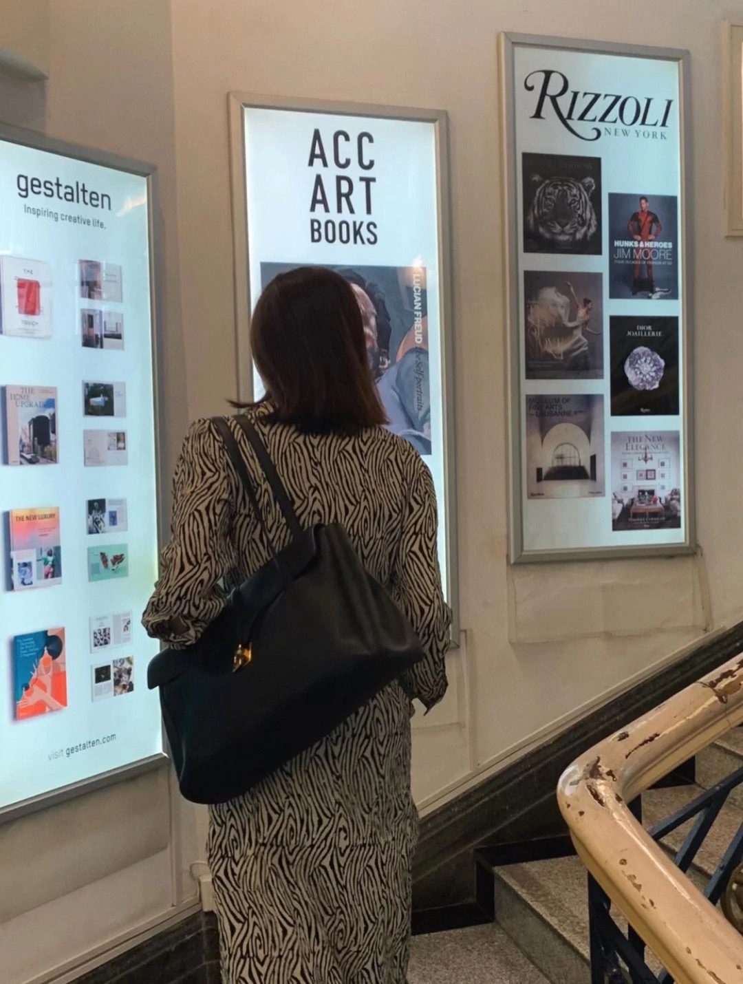 NO:198007,194043_Soft 16 blogger's outfit recommendations, advanced, celine, celine19860909194043_Soft 16 博主穿搭推荐、高级,赛琳celine,celine,celine,Bag