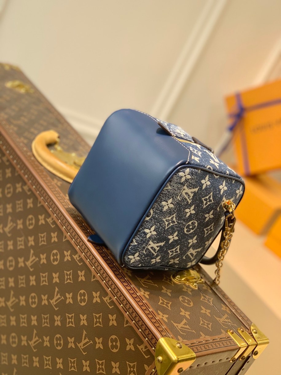 Louis Vuitton LV Square Bag 丹宁系列牛仔蓝骰子包 M59611