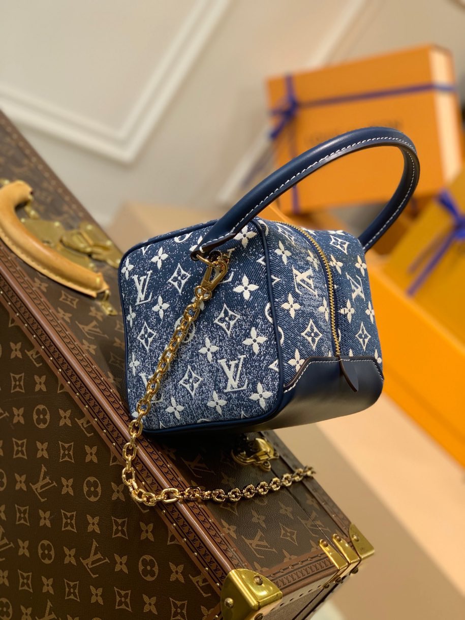 Louis Vuitton LV Square Bag 丹宁系列牛仔蓝骰子包 M59611