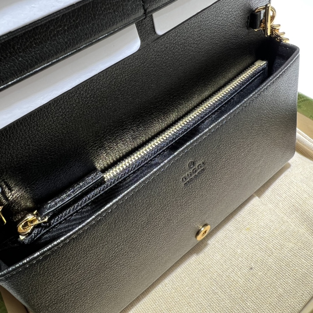 GUCCI古驰GG链带钱包676155