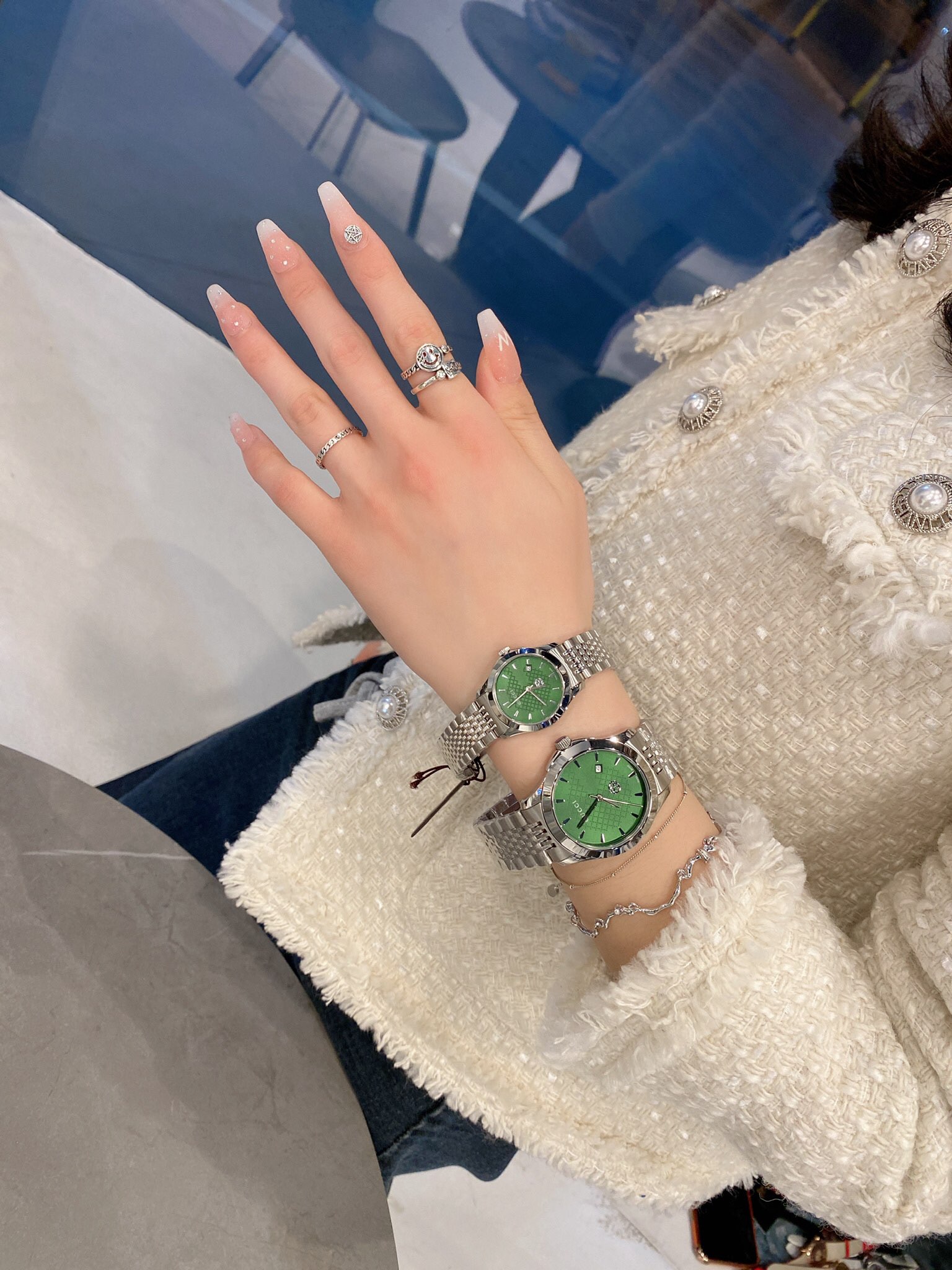 Gucci Augustine Watch Collection: G-Timers with Nine-Colored Belt and Dual Face Options - 图片 5