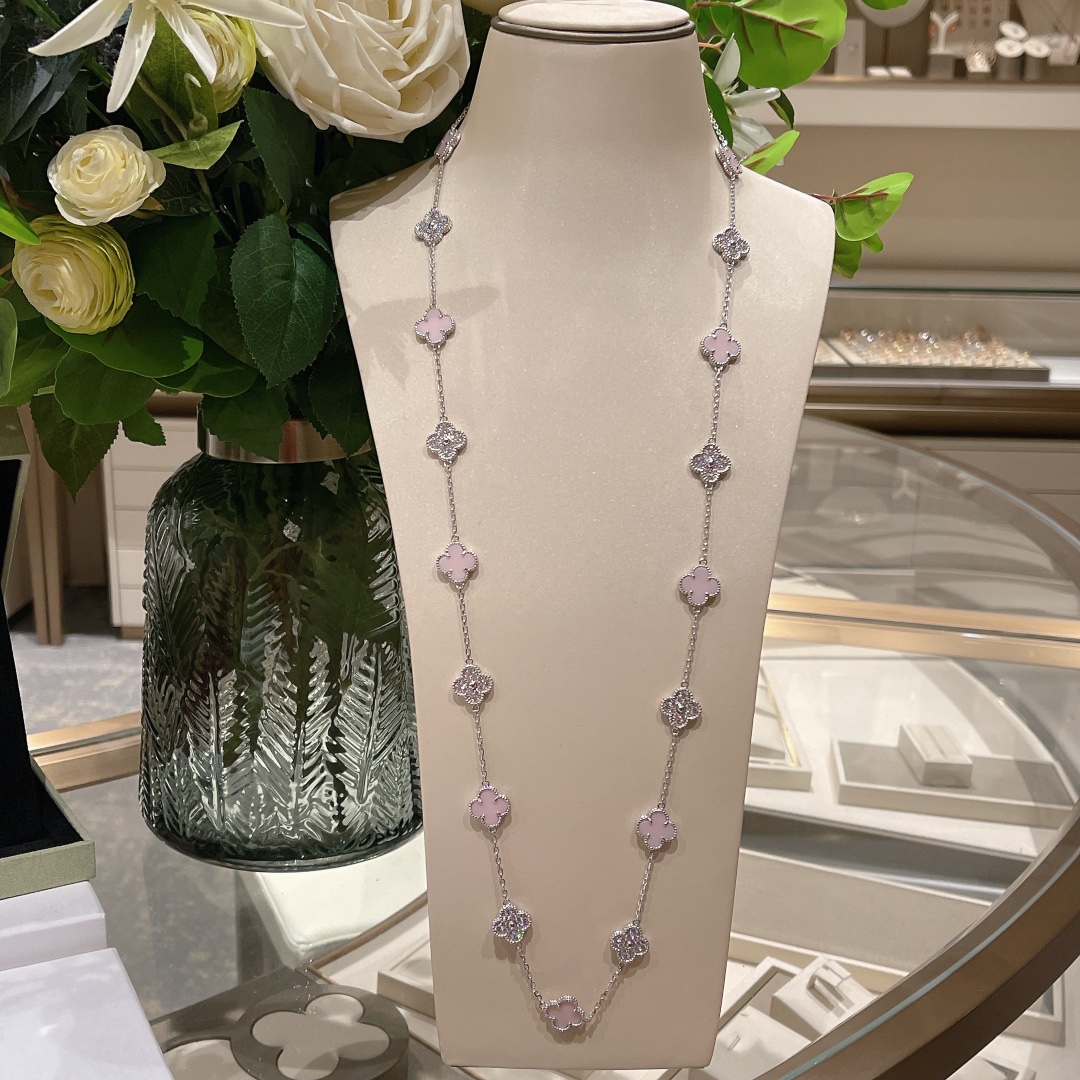 NO:631340,Bai Fumei must-have#Twenty-drop beaded four-leaf gemstone necklace must-have for the New Year, necklace, Cartier high-end jewelry19860909白富美必备#二十坠串珠四叶宝石项链过年必备,,necklace,卡迪亚高端饰品,Jewelry