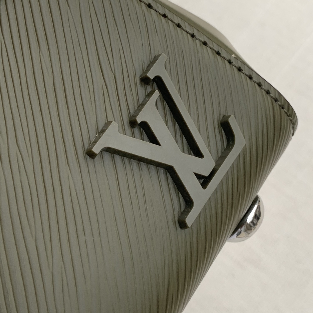 Louis Vuitton LV Cluny Mini Epi 皮革手提包 M59108煙熏棕