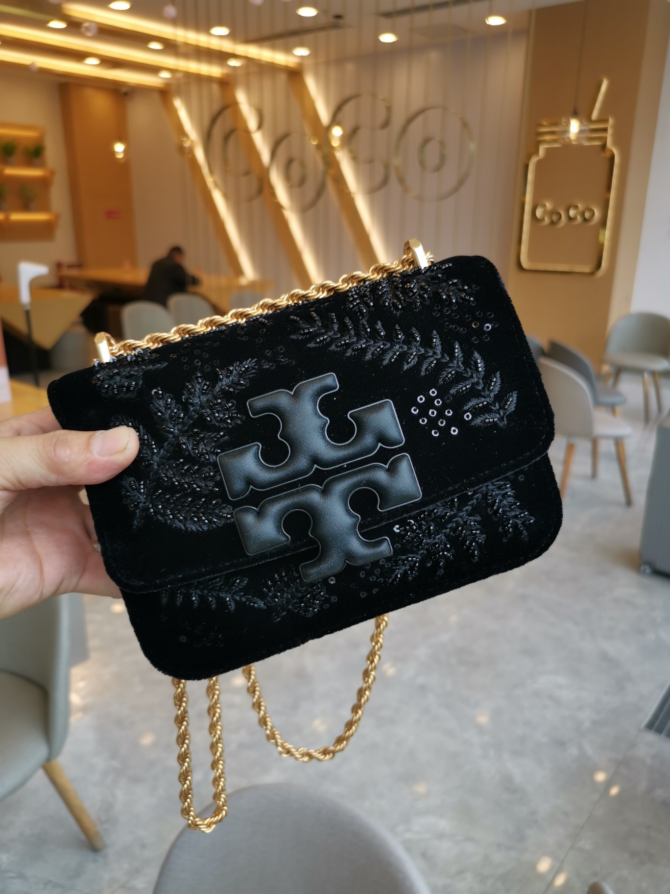 Tory Burch TORY BURCH 汤丽柏琦 ELEANOR风琴包 搭配两用肩 一个拉链口袋 一个内部插袋