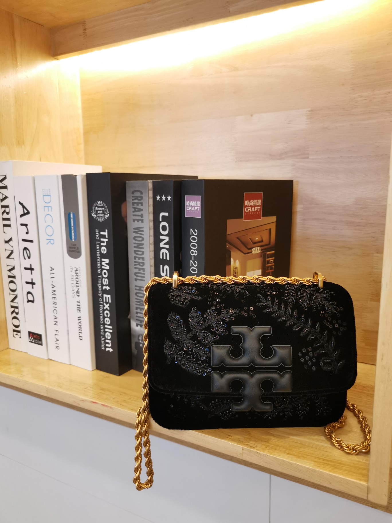 Tory Burch TORY BURCH 汤丽柏琦 ELEANOR风琴包 搭配两用肩 一个拉链口袋 一个内部插袋