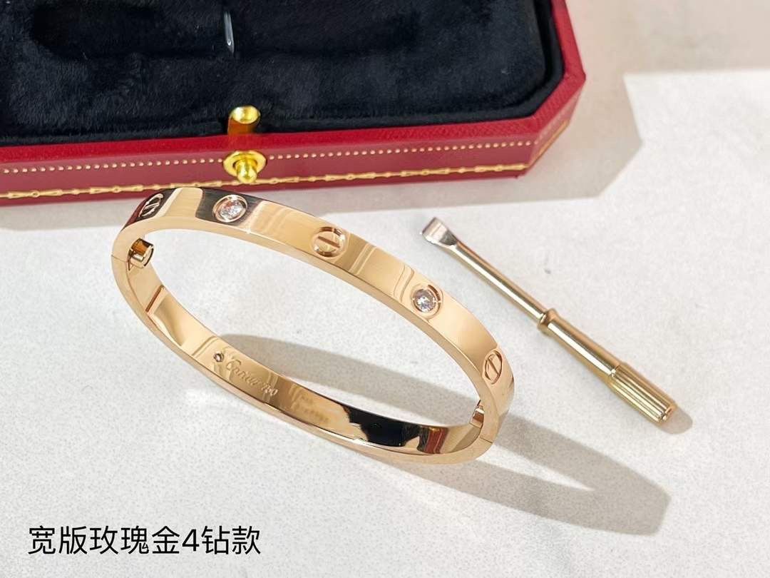 Cartier 颜色黄金色 玫瑰金 银色 三色选择
