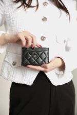 Chanel Best
 Wallet Card pack