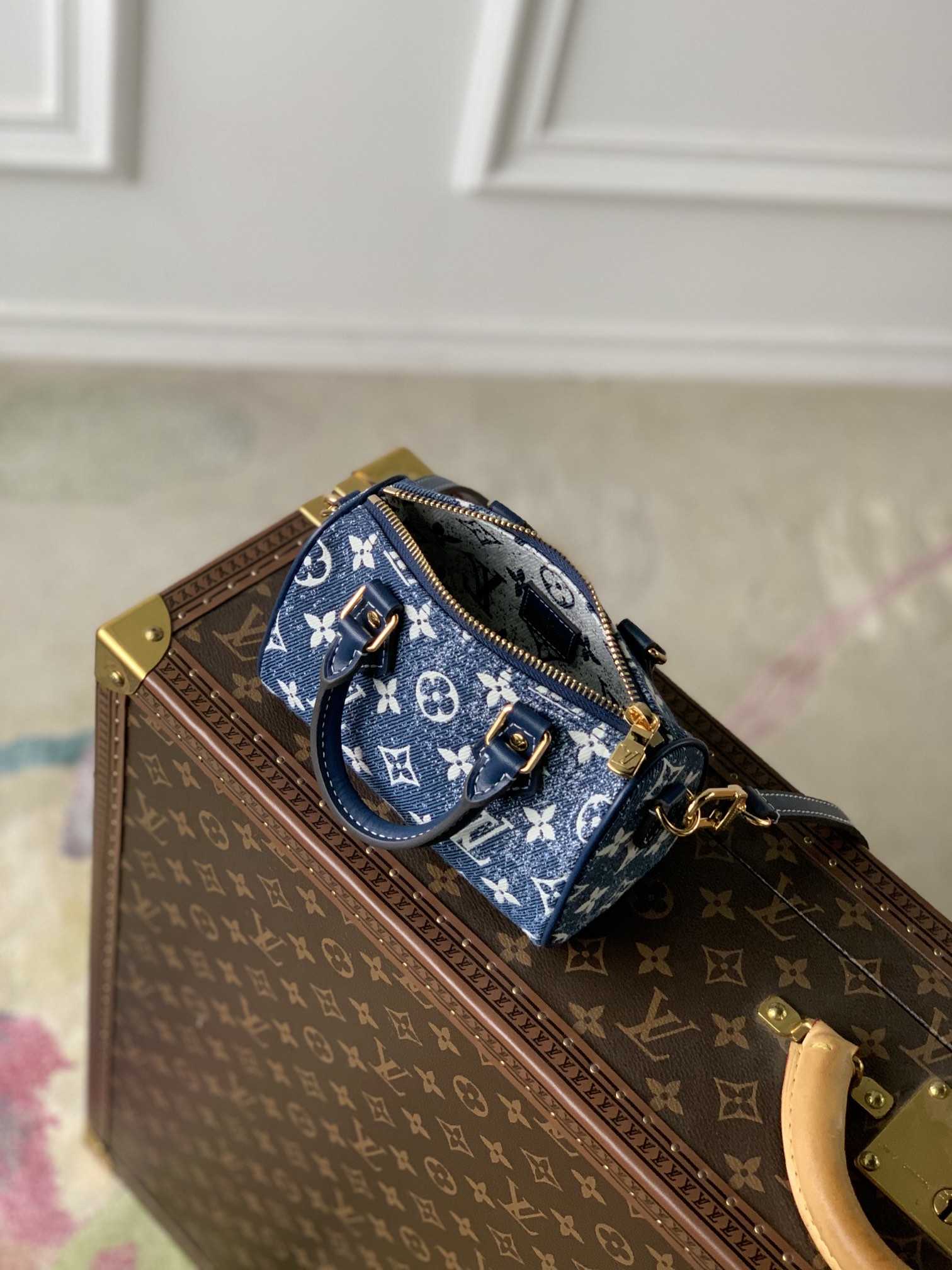 Louis Vuitton LV Nano Speedy 丹宁蓝色牛仔布枕头包 M81168