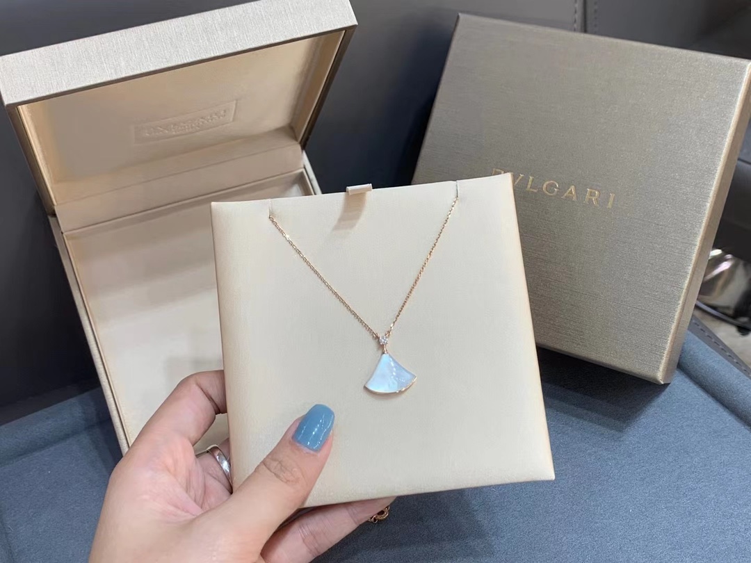Bvlgari Bvlgarl宝格丽小裙子项链大号～ 版定制款～