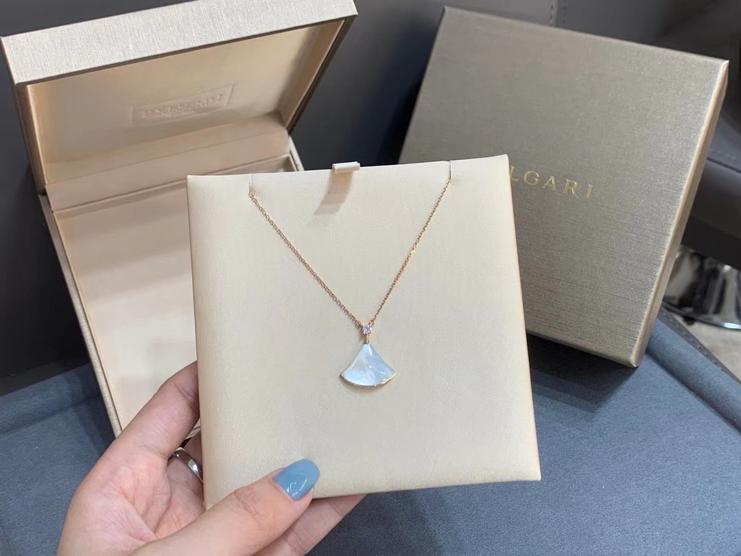 Bvlgari Bvlgarl宝格丽小裙子项链大号～ 版定制款～