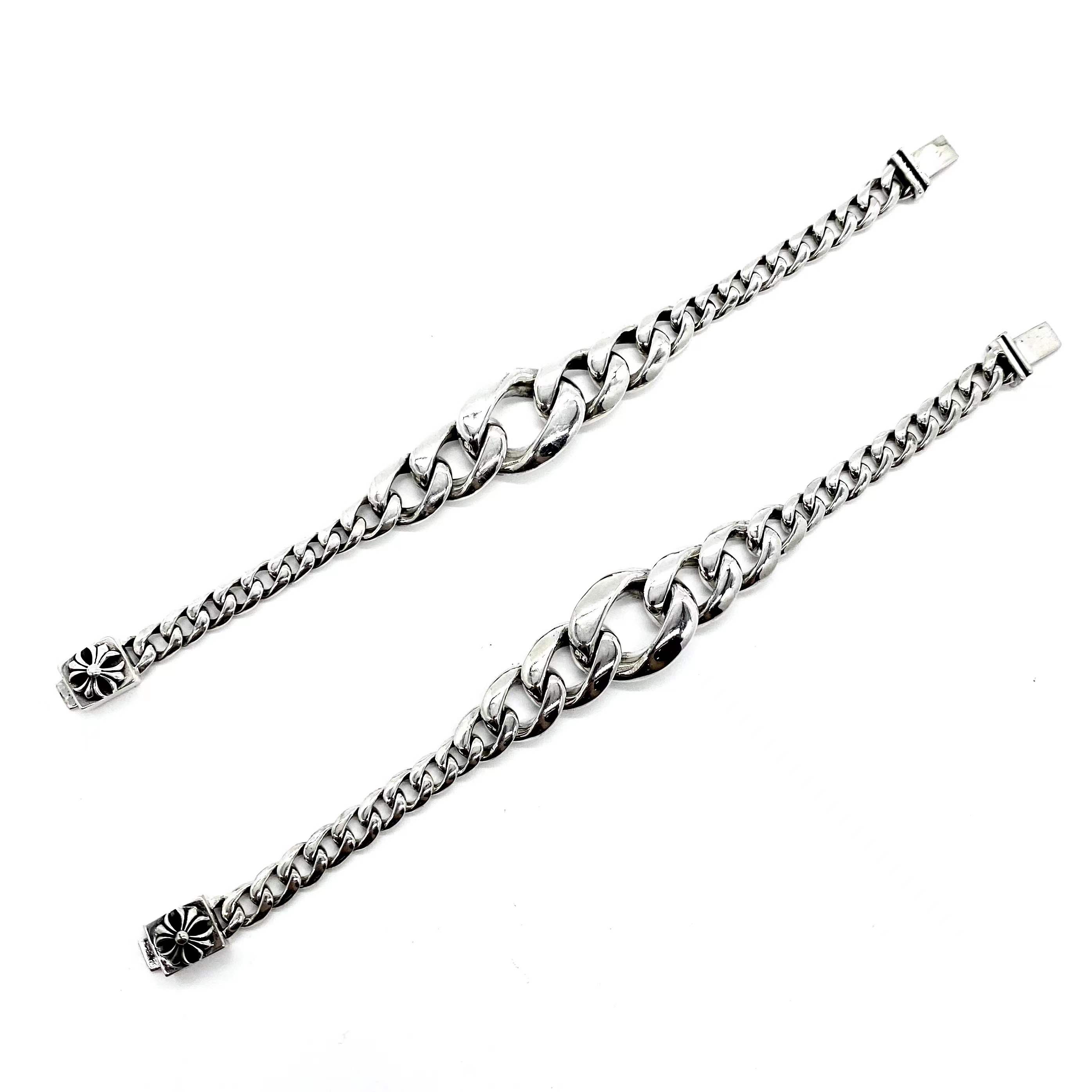 Chrome Hearts 𝐂𝐡𝐫𝐨𝐦𝐞 𝐡𝐞𝐚𝐫𝐭𝐬克罗心十字花光面渐变手链