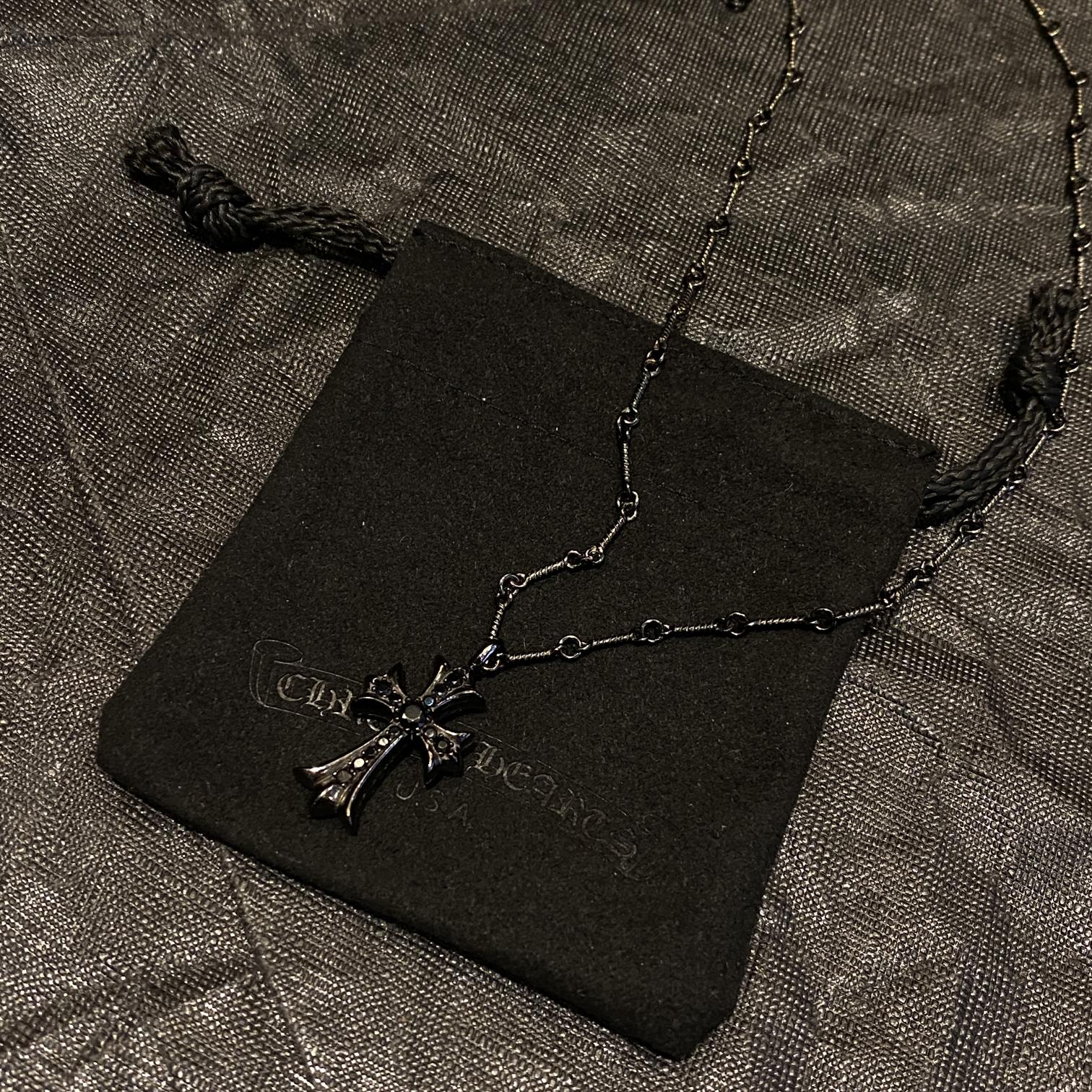 Chrome Hearts 𝐂𝐡𝐫𝐨𝐦𝐞 𝐡𝐞𝐚𝐫𝐭𝐬克罗心黑银十字架项链